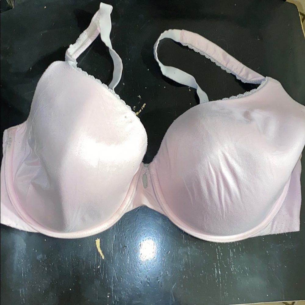 VS (38DDD)